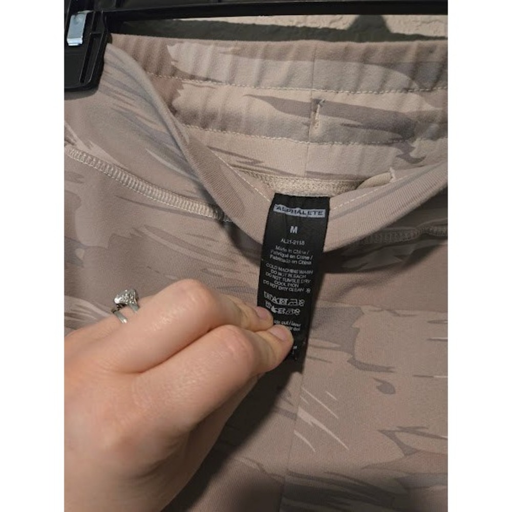 Alphalete Light Tan Camo Joggers - Picture 2 of 2